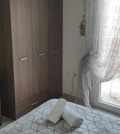 Apartment Skabus - *